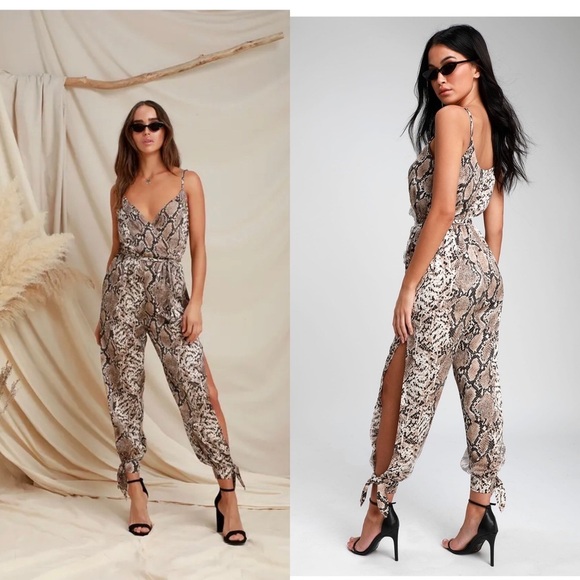 NWT Lulus Jasper Snake Print Surplice Jumspuit , Small - Picture 1 of 13